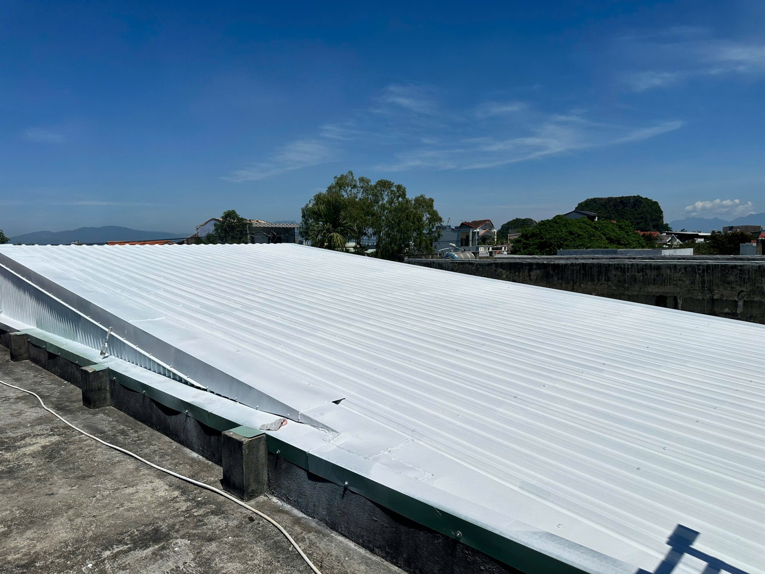 Mái tôn sau khi sơn chống nóng CoolMax Tech